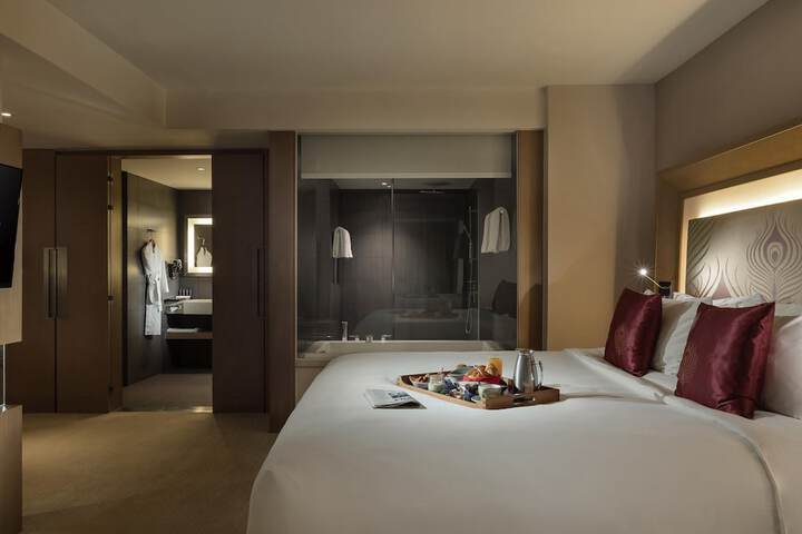 Room 20 of 167