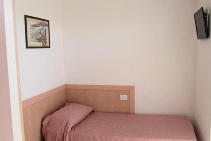 B & B Hotel Fattoriamare