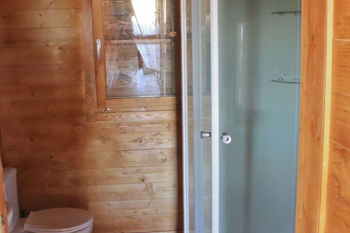 Room 6 of 28
