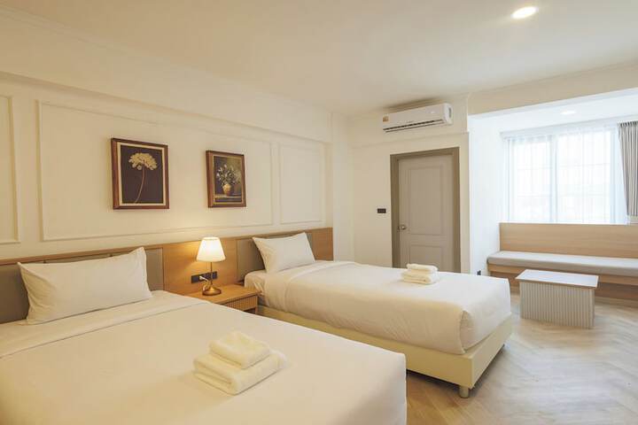 Room 29 of 54