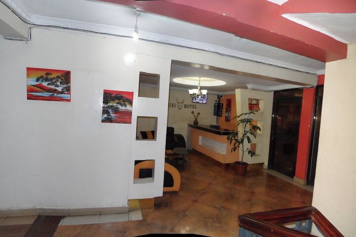Donnies Hotel Nakuru