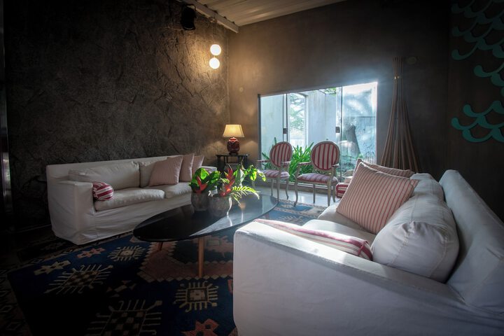 Guest Lobby