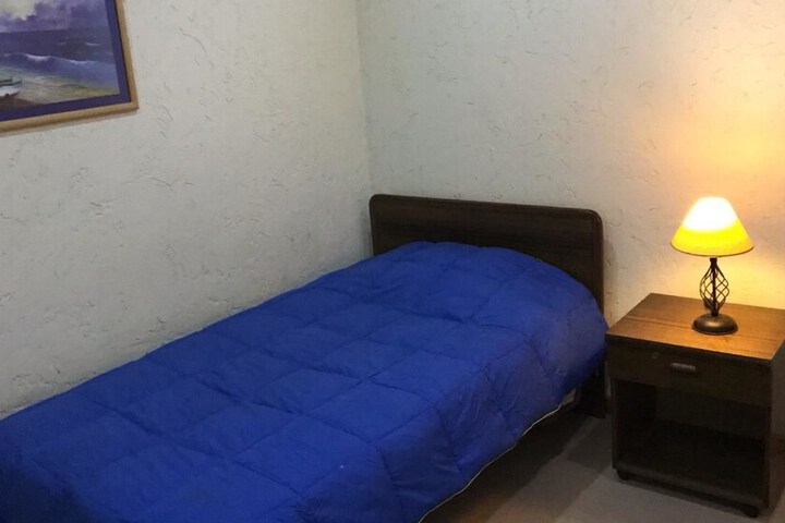 Room 4 of 49