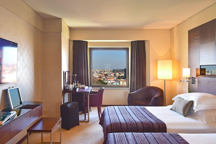 Room 62 of 107
