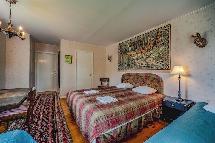 Room 88 of 148