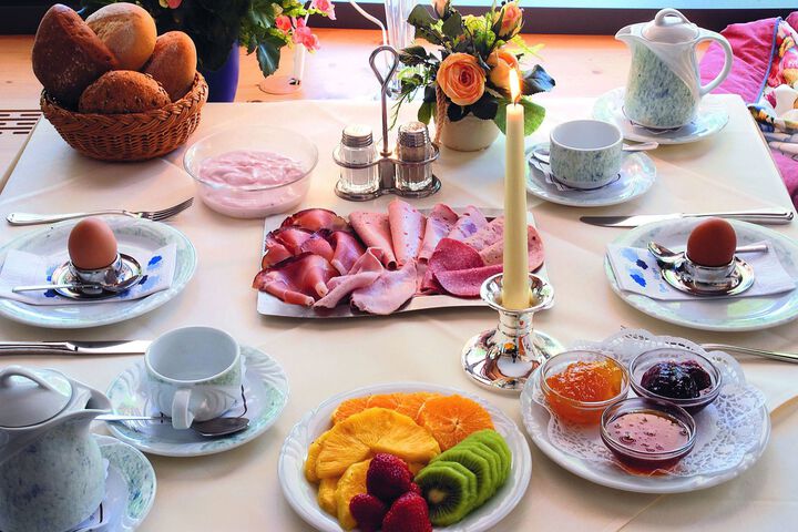 Breakfast/Coffee Service 13 of 46