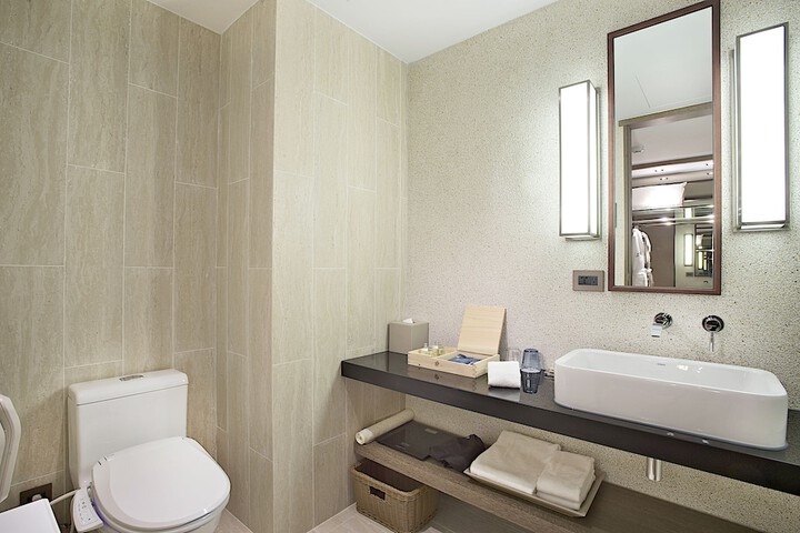 Room 20 of 97