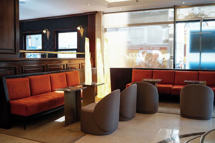 Guest Lobby