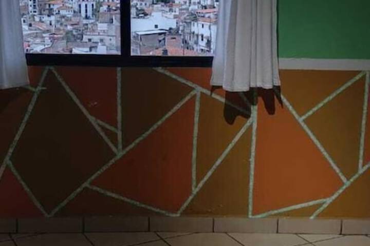 Room 4 of 21