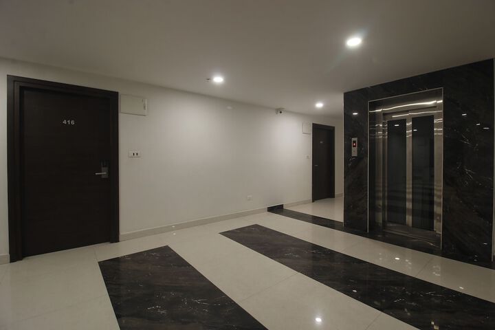 Room 13 of 31
