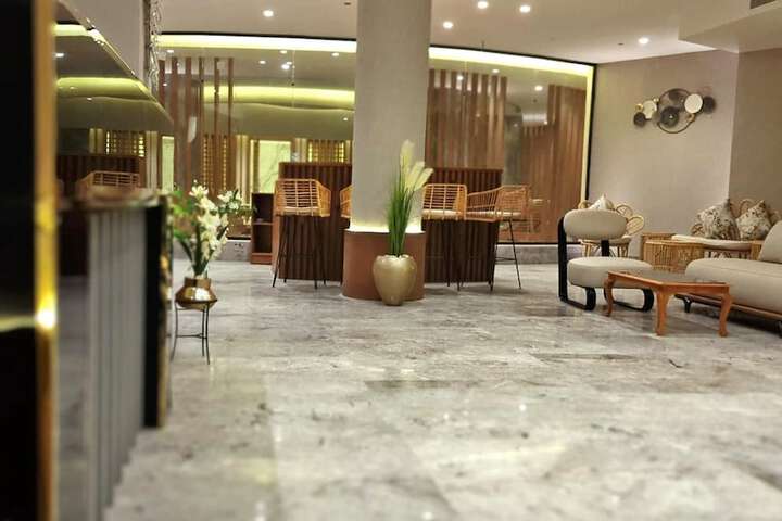 Hotel Interior 4 of 120
