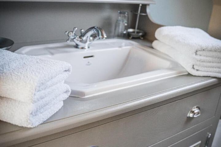 Bathroom Vanities