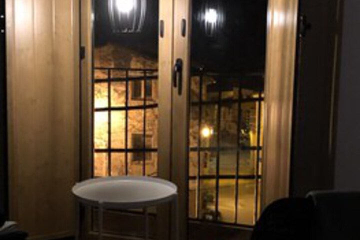 Room 37 of 162