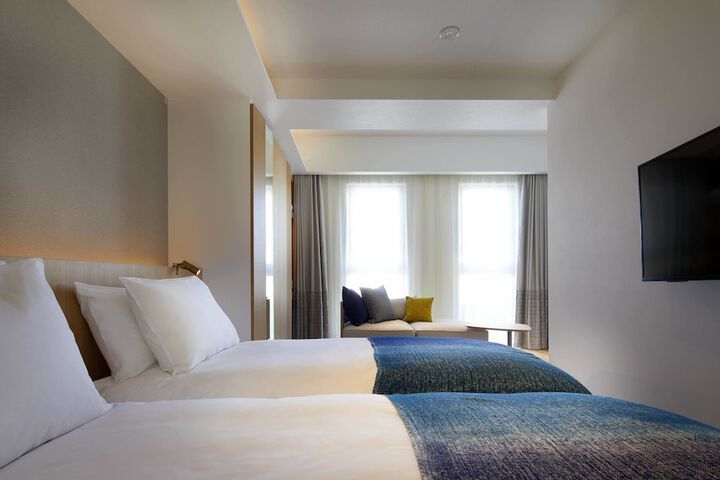 Room 15 of 40