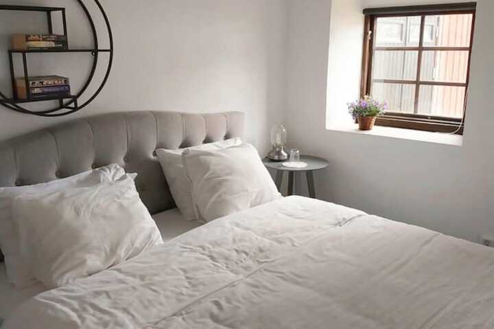 Room 29 of 140
