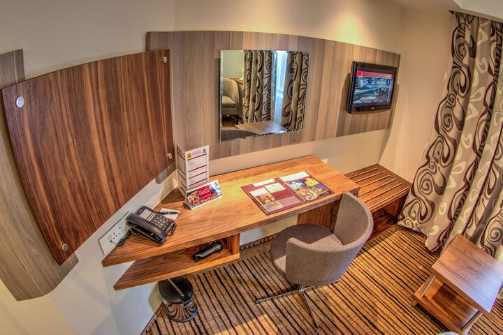 Room 4 of 21