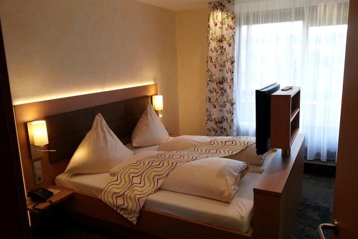 Room 15 of 58