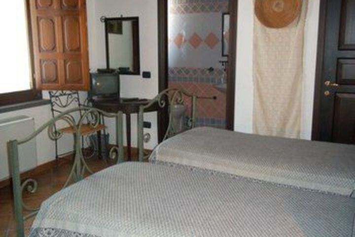 Inside Room Photo