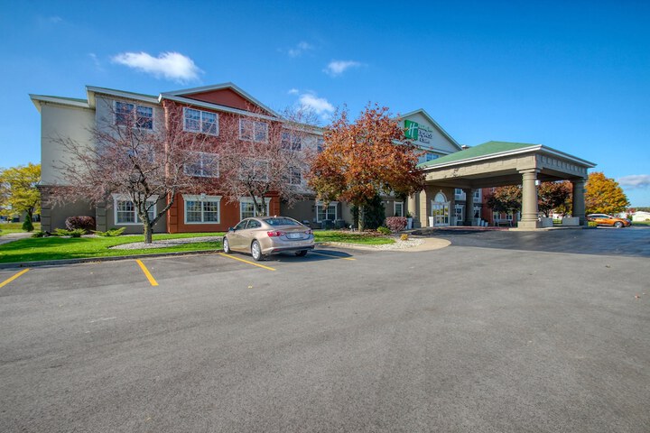 Hotel 77 of 81