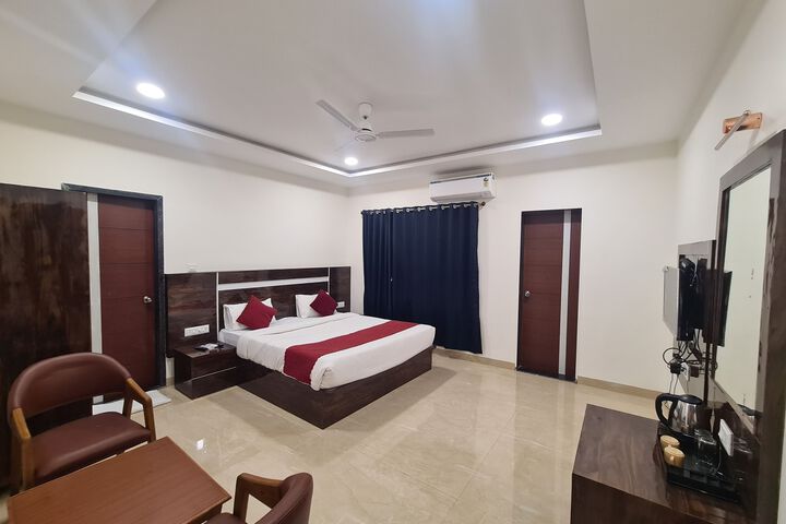 Room 16 of 27