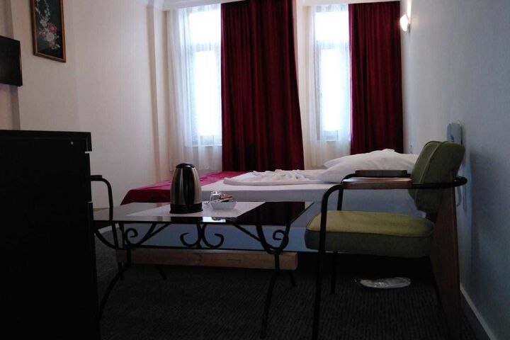 Room 24 of 57