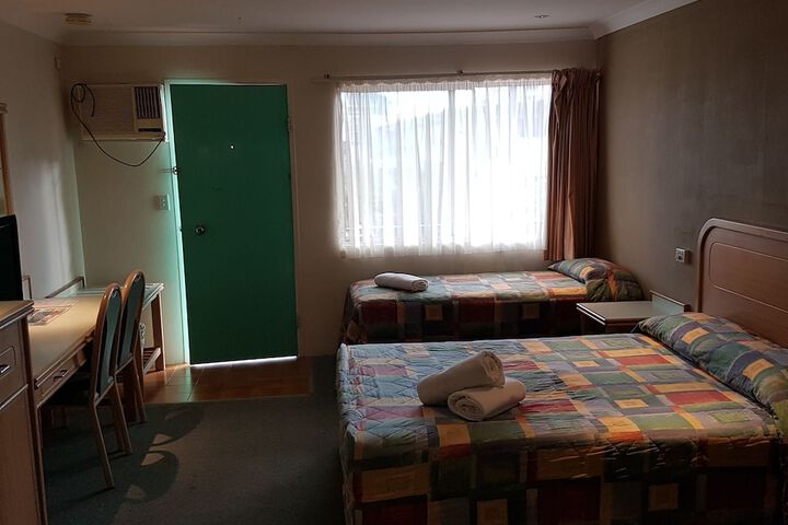 Room 4 of 45