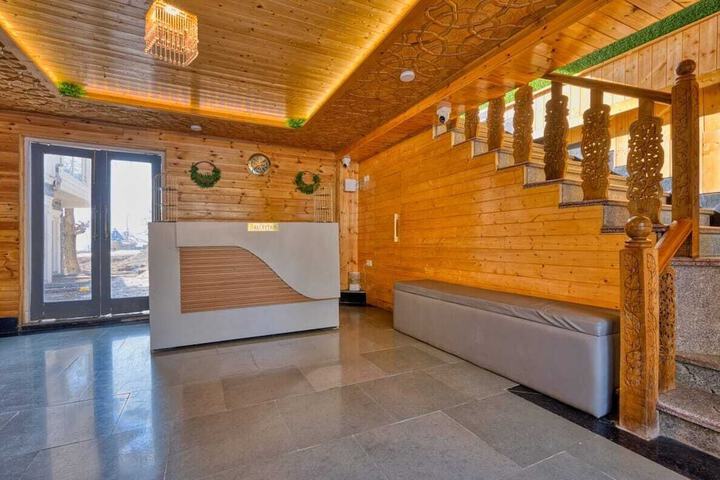 Xenious White House Eco Resort in Gund