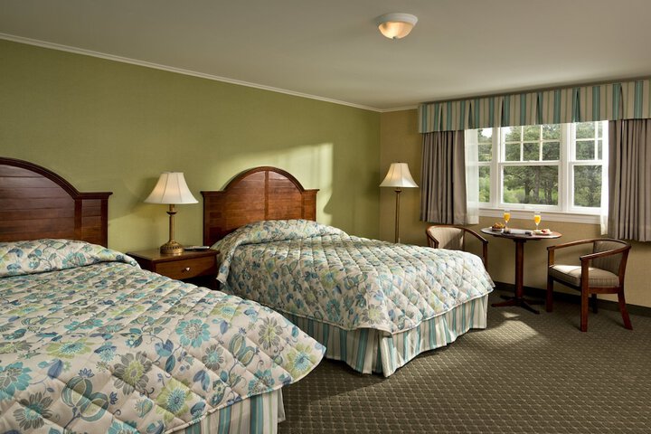 Room 11 of 33