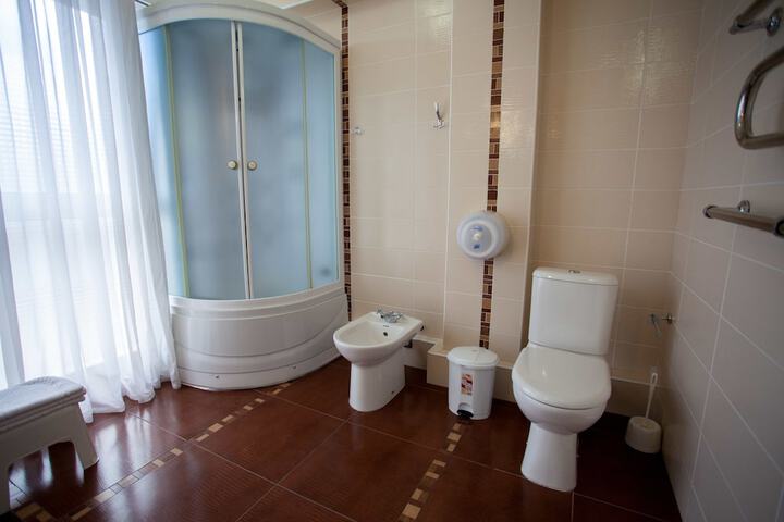 Room 44 of 69