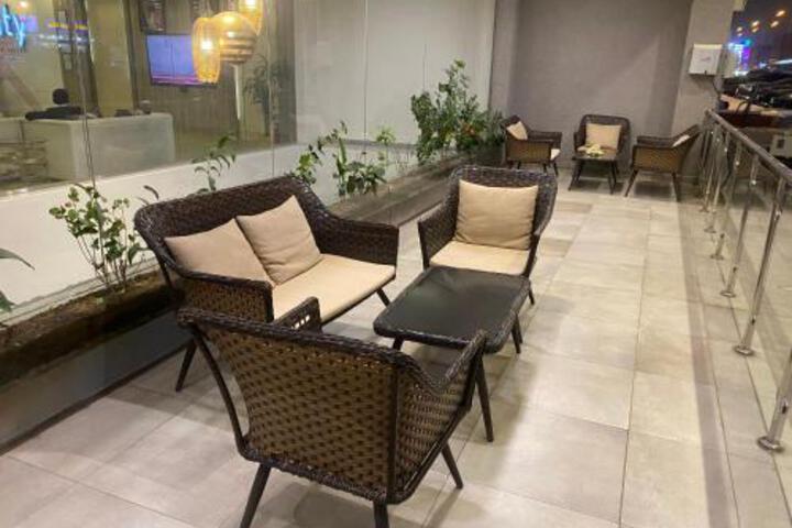 Terrace/Patio 2 of 20