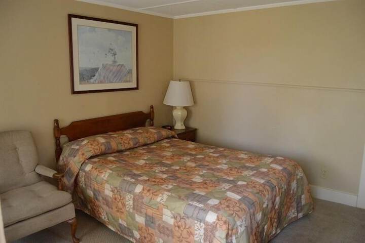 Room 17 of 46