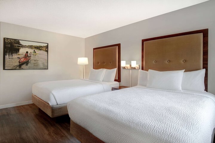 Room 21 of 46