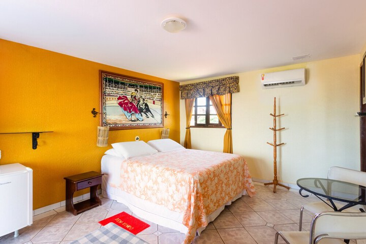 Room 3 of 54