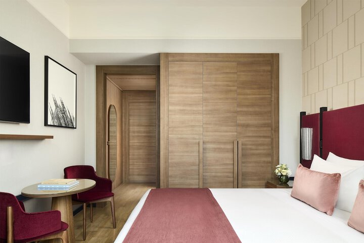 Room 16 of 55