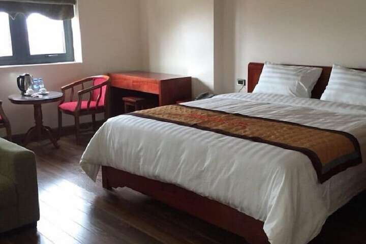 Room 12 of 23