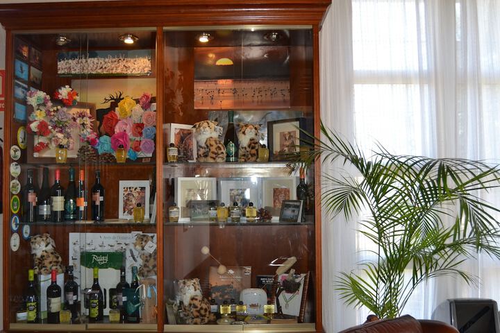Gift Shop 13 of 43