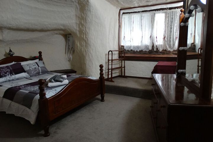 Room 4 of 56