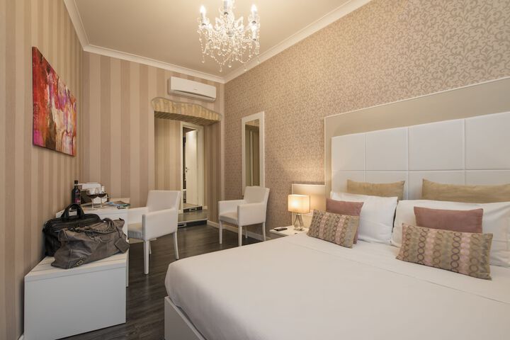 Room 2 of 12