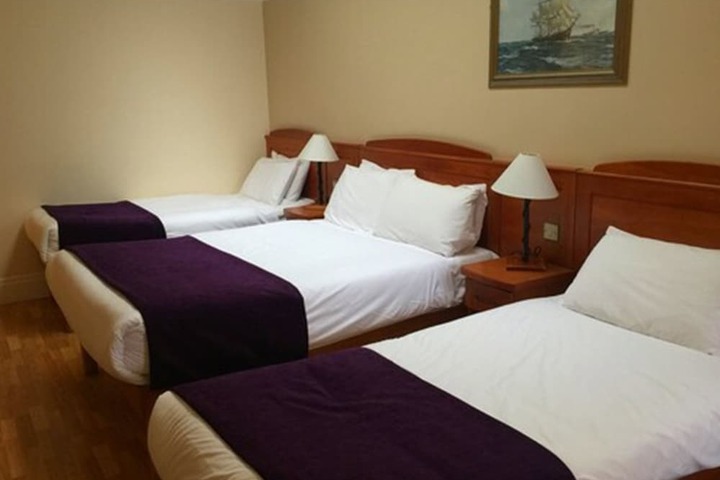 Room 7 of 63