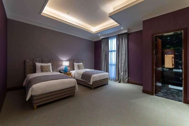 Room 15 of 60