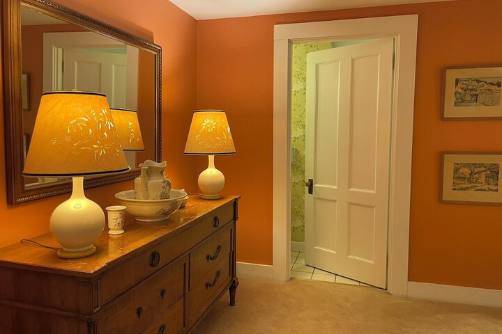 Room 112 of 148