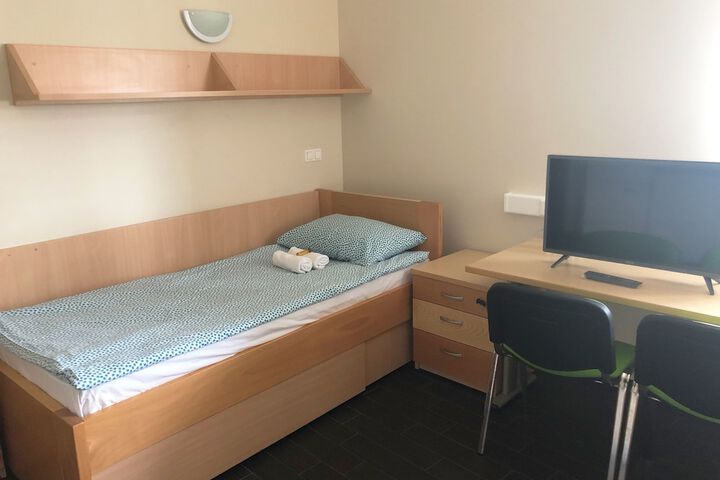 Room 47 of 69