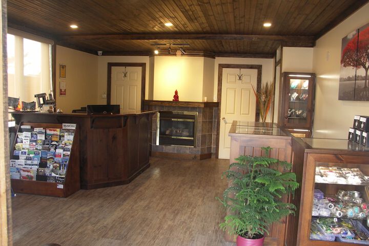 Hotel Interior 4 of 43