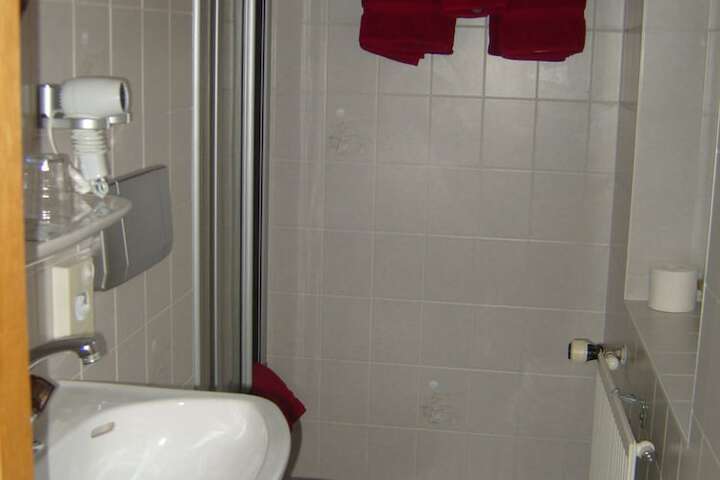 Room 15 of 17