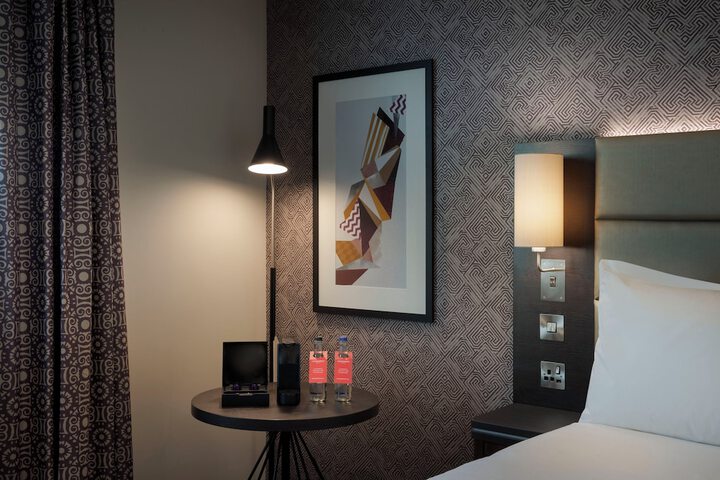 Room 15 of 42