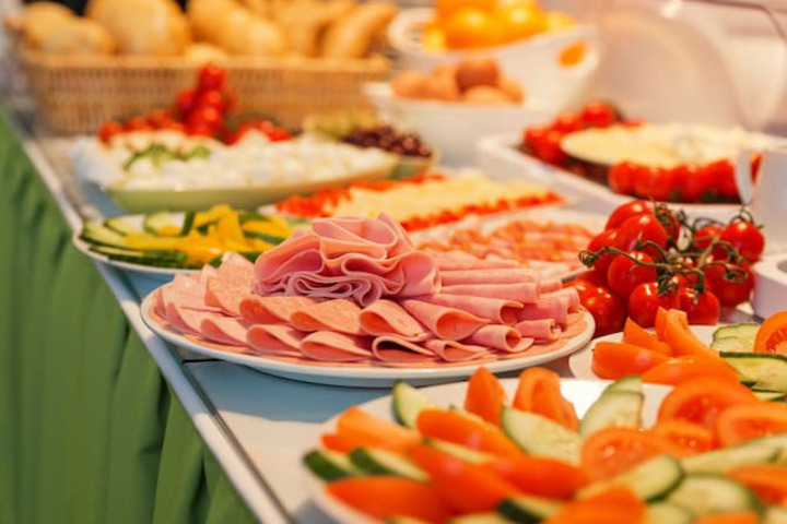 Breakfast buffet