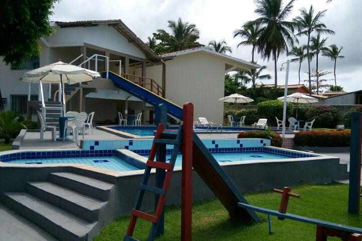 Pool 13 of 37
