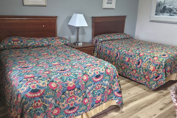Room 2 of 19