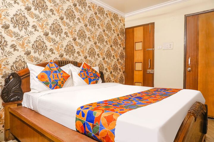 Fabhotel Galaxy Residency