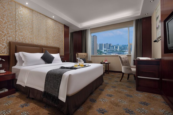 Room 3 of 31